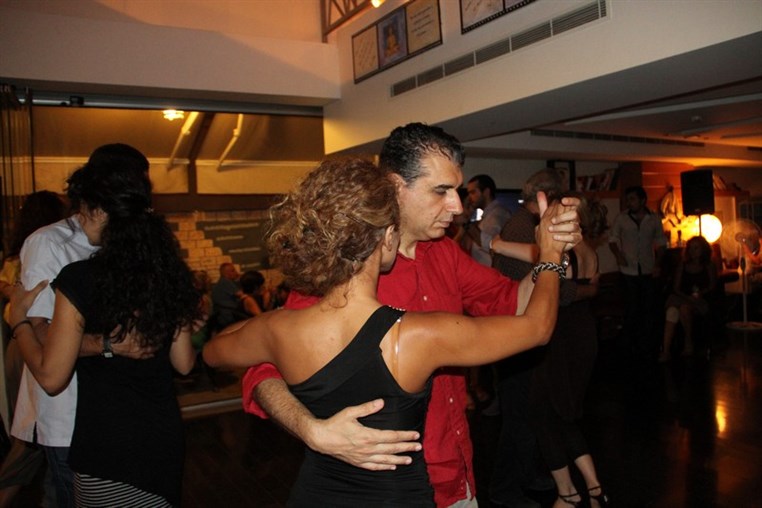 Milonga KudeTango at Kudeta Cafe